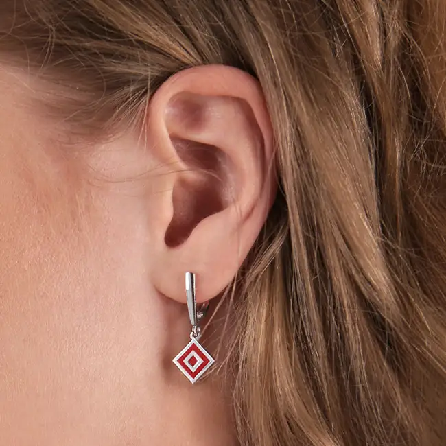 Серебряные серьги с эмалью 