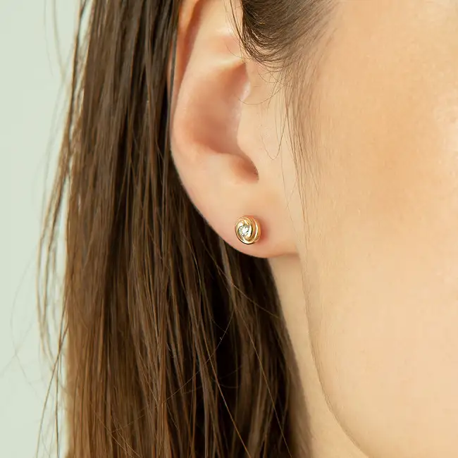 Золотые серьги c бриллиантами