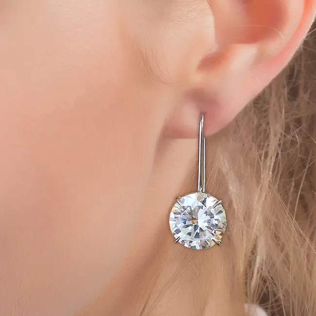 Серебряные серьги с фианитами