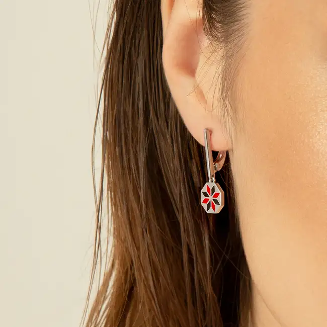 Серебряные серьги с эмалью