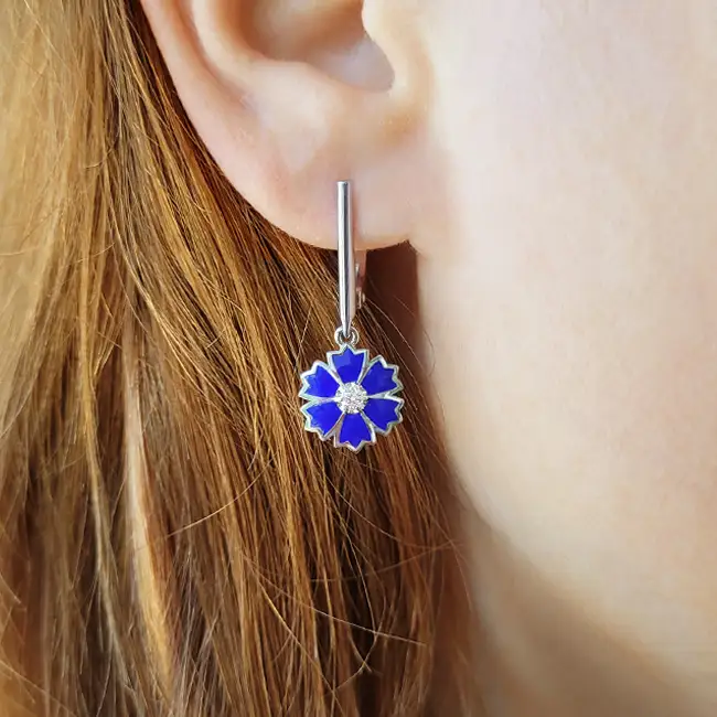 Серебряные серьги с фианитами и эмалью