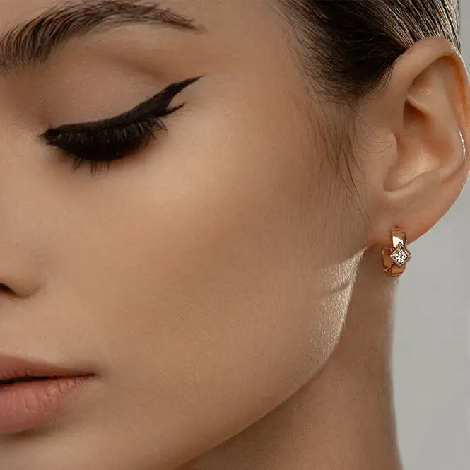 Золотые серьги c бриллиантами