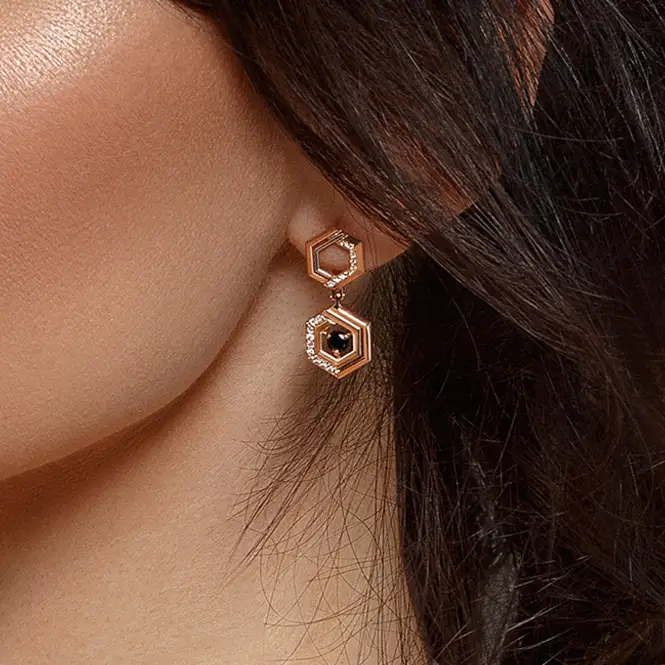 Золотые серьги с бриллиантами