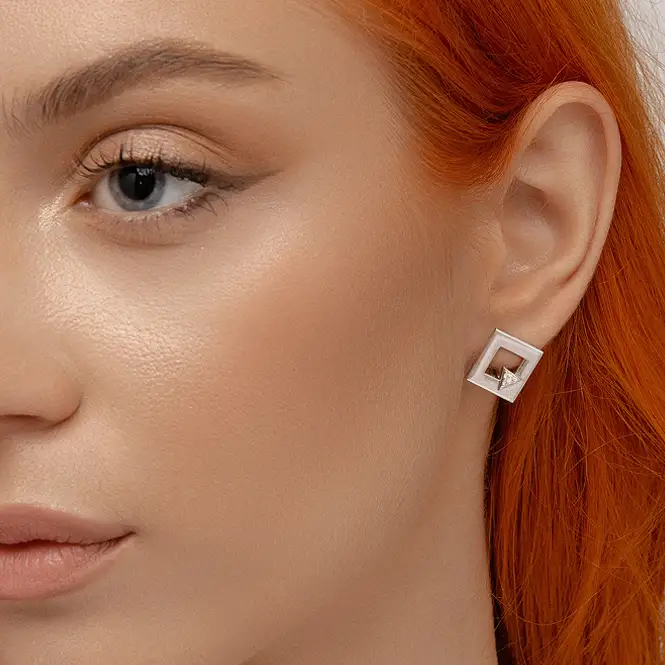 Серебряные серьги с фианитами