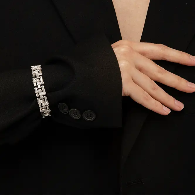 Серебряный браслет с фианитами