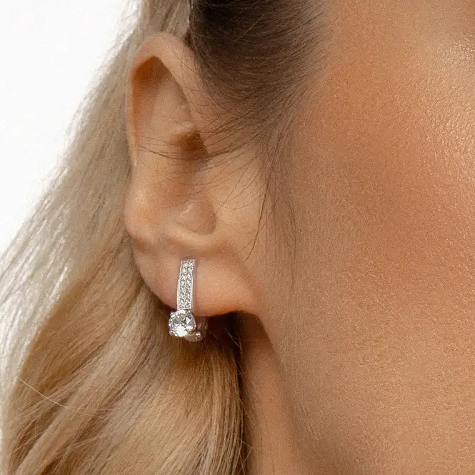 Серебряные серьги с фианитами