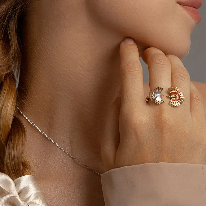 Серебряное кольцо с эмалью и золочением