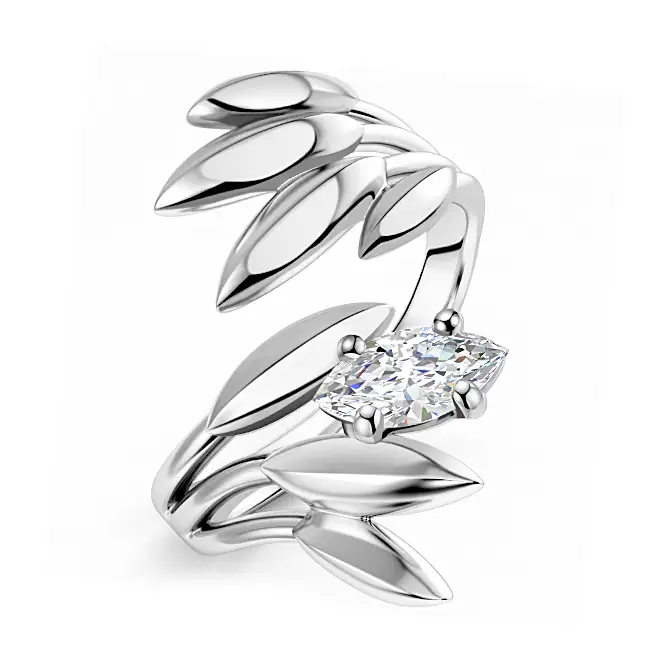 Серебряное кольцо с фианитом
