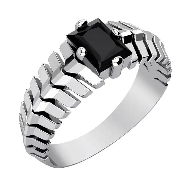 Серебряное кольцо с фианитом