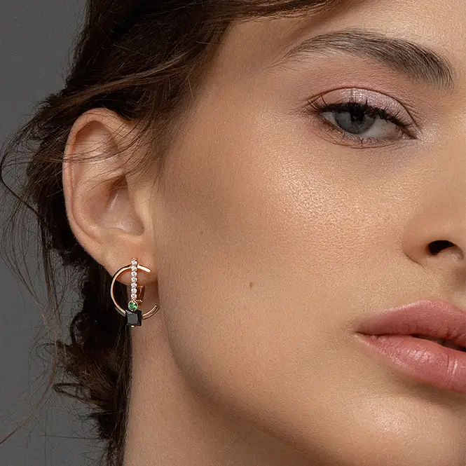 Золотые серьги с фианитами