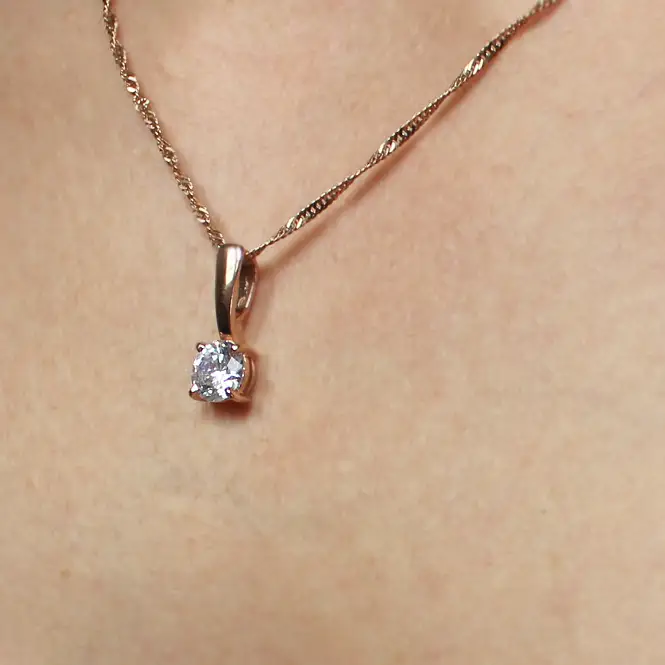 Золотой кулон