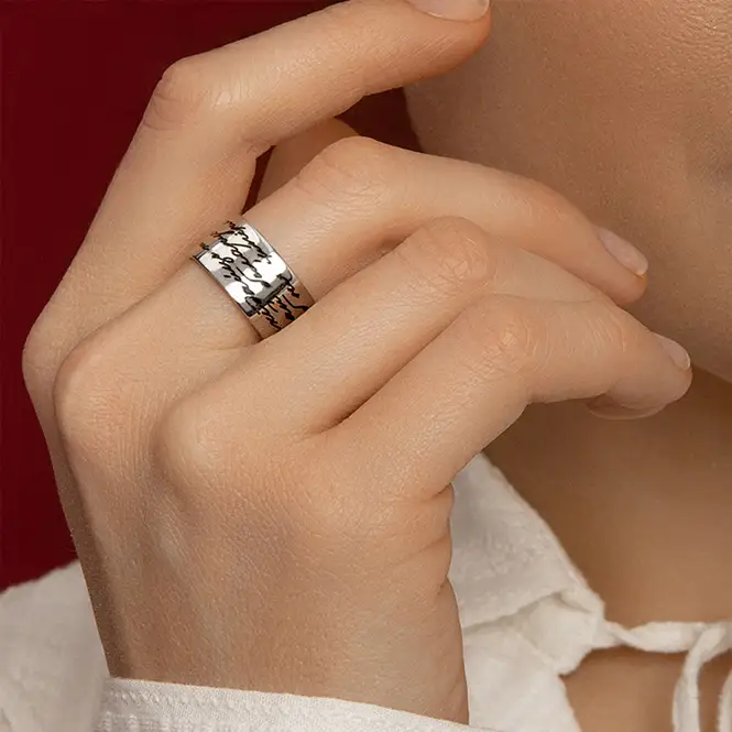 Серебряное кольцо с эмaлью "Асветнік"