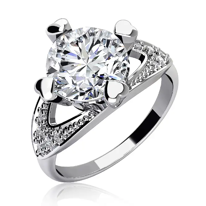Серебряное кольцо с фианитом