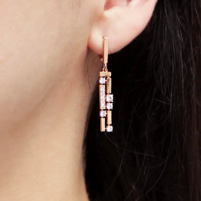 Золотые серьги с фианитами