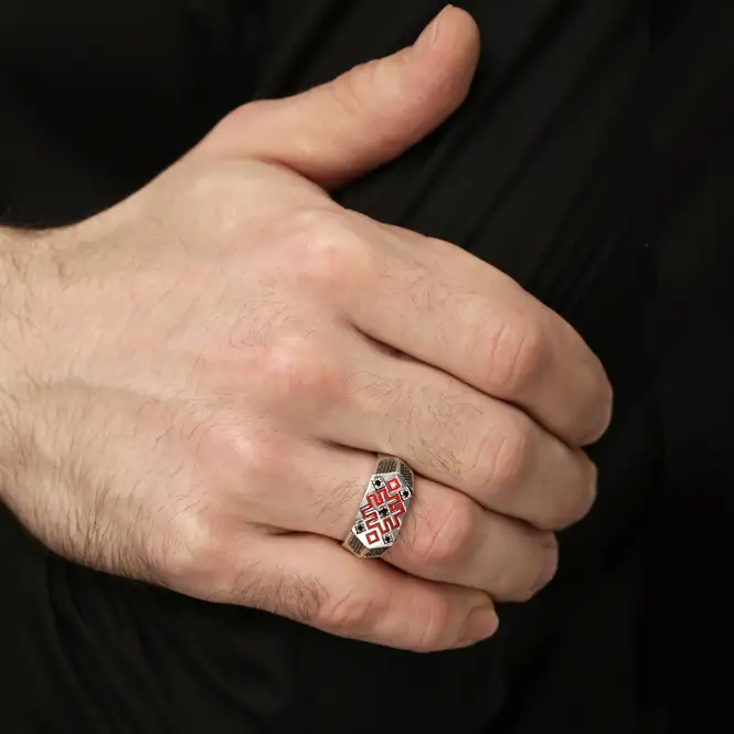 Серебряная печатка с чёрными бриллиантами 