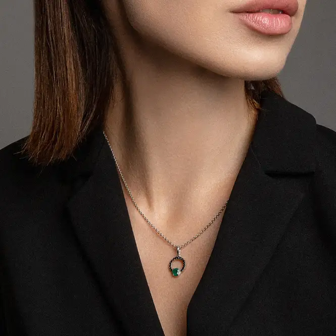 Серебряный кулон с агатом и фианитами