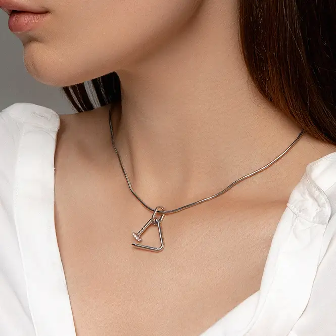 Серебряный кулон с фианитами