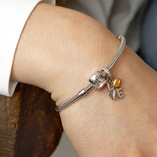 Серебряная подвеска-шарм с эмалью "Coffee"